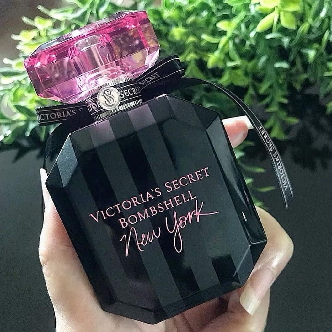 Victoriia's Secrret Bombshell New York Eau De Perfume